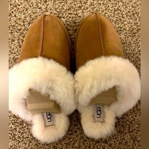 New UGG Womens Scuffette Slipper Sz 8